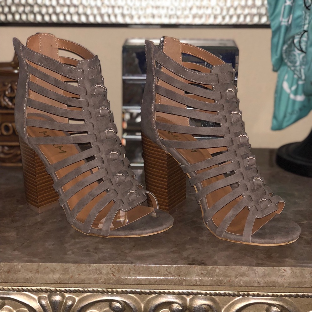 Gaged grey/taupe block heels size 8